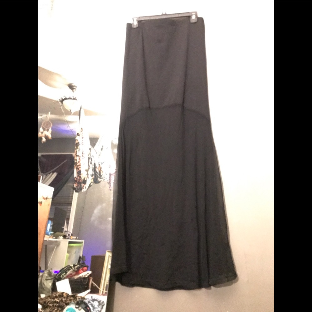 UNIF; Mesh Maxi Skirt. - Picture 2 of 4
